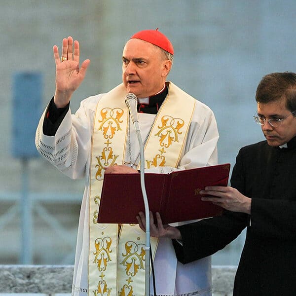 Pope moves St. Peter’s archpriest to Italian diocese without naming successor