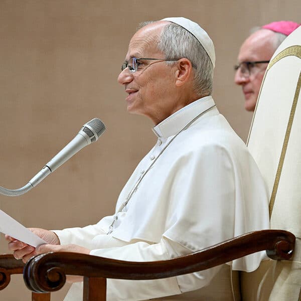 World, religious leaders unite in prayer for Pope Leo, praising his ‘profound serenity and transparency’