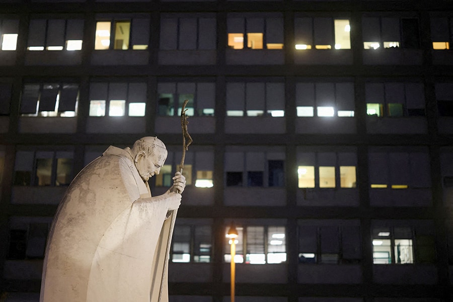 Pope Leo XIV’s surgery reveals lung cancer