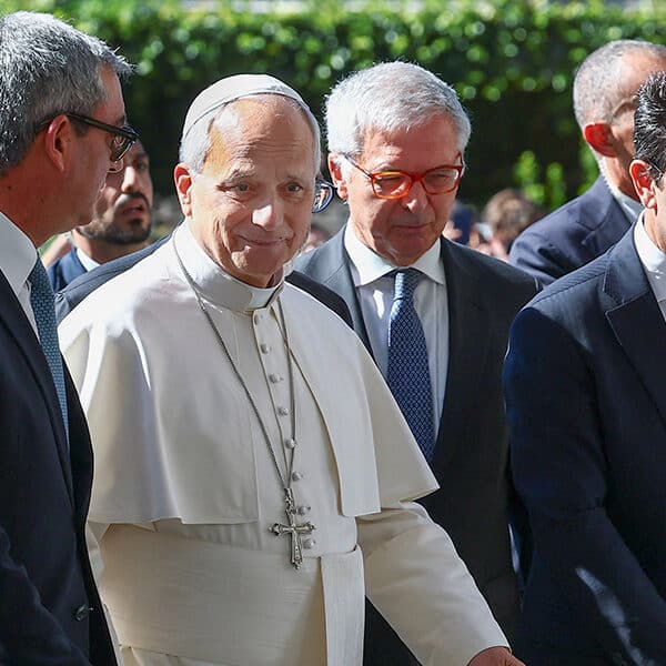 US bishops, lawmakers offer prayers for Pope Leo after cancer diagnosis